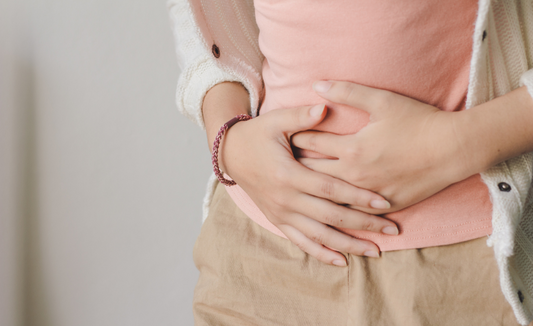 When Your Jeans Don’t Fit by 5pm: The  Hidden Gut Triggers Behind Bloating (and  How to Fix Them Naturally)